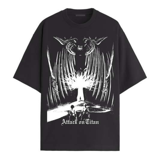Eren Destiny Black Oversized Tee